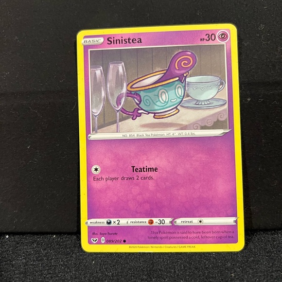 Shiny Pikachu Pokemon Collectible Cards Multipack - Picture 3 of 6